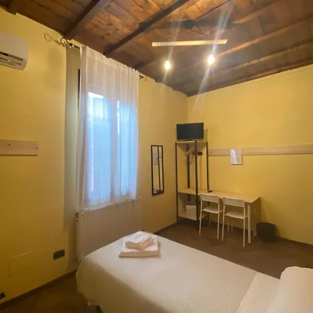 Vallelunga Pensión Ferrara